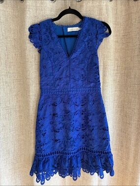 Adelyn Rae Lace V-Neck Dress in Royal Blue